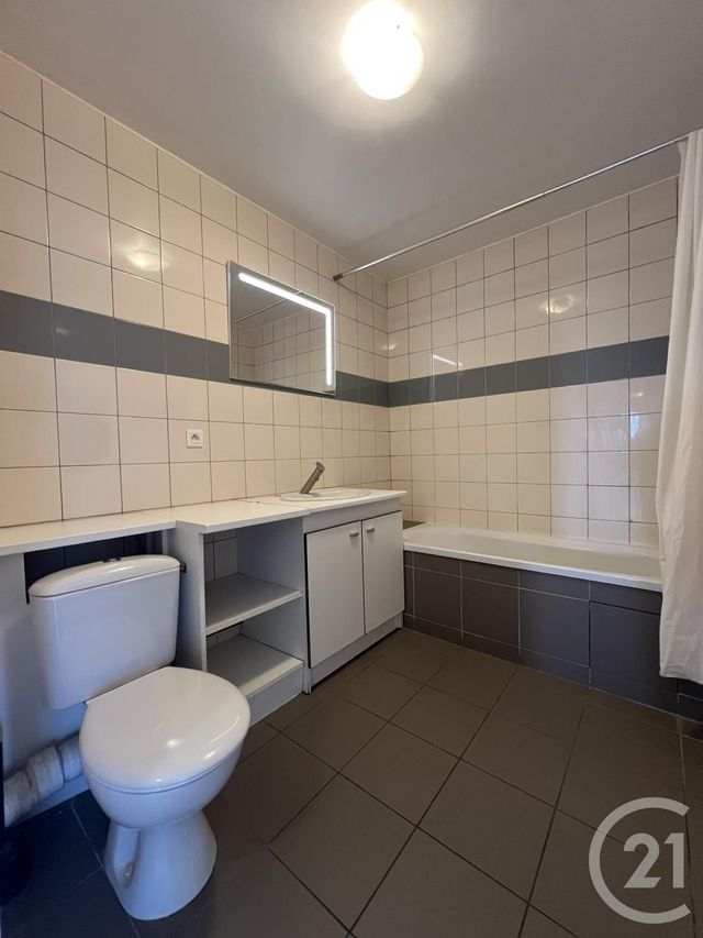 Appartement F5 à louer - 4 pièces - 101.38 m2 - EVRY - 91 - ILE-DE-FRANCE - Century 21 Eureka