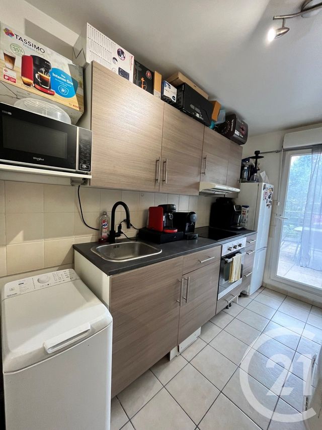 Appartement F2 à vendre - 2 pièces - 42.67 m2 - EVRY - 91 - ILE-DE-FRANCE - Century 21 Eureka