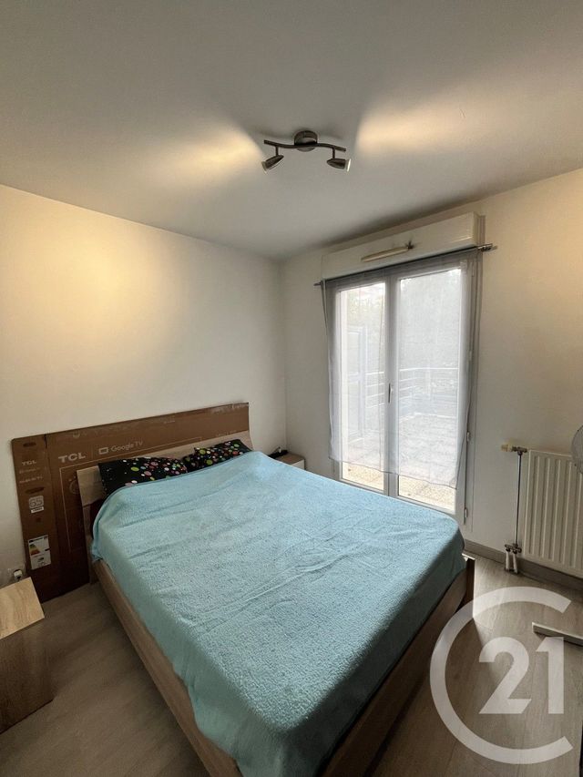 Appartement F2 à vendre - 2 pièces - 42.67 m2 - EVRY - 91 - ILE-DE-FRANCE - Century 21 Eureka